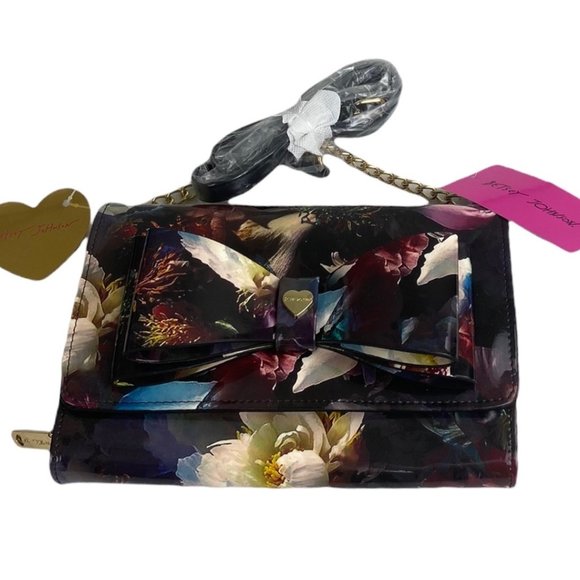 Betsey Johnson Handbags - NWT Betsey Johnson Floral Bow Crossbody Bag with Card Case